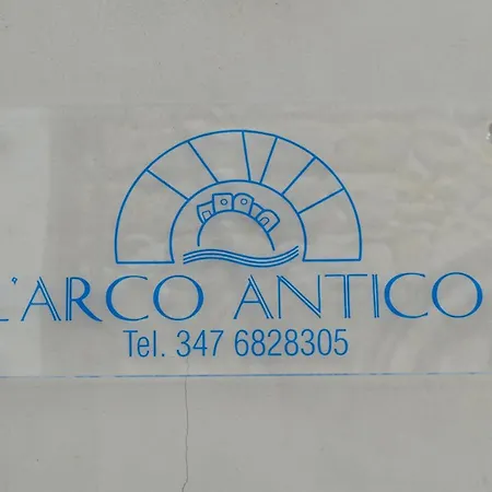 L'arco Antico - Casa Sul Mare Guest house *